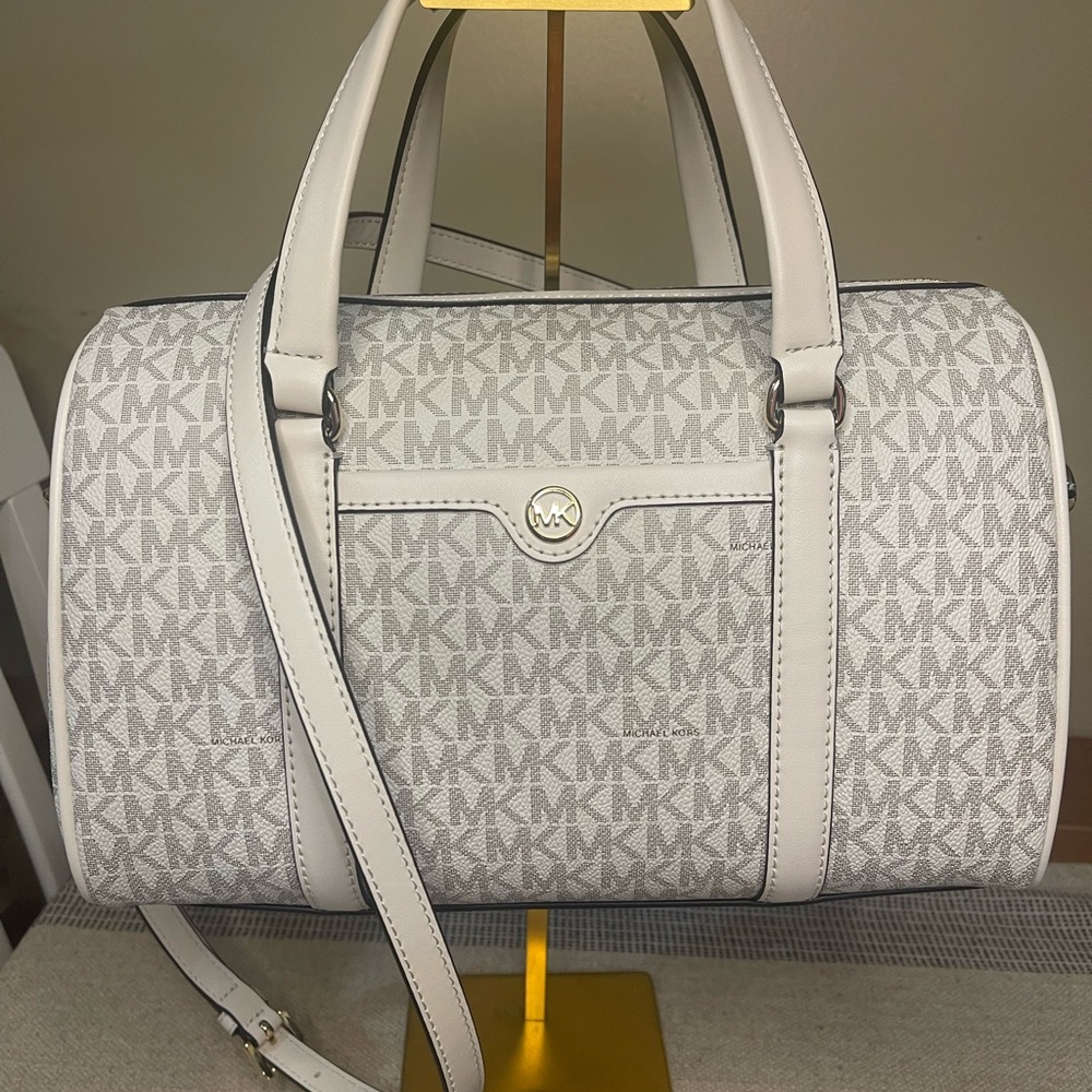 NWT Michael Kors Jet Set Travel Medium Duffle Bag - Picture 6 of 11